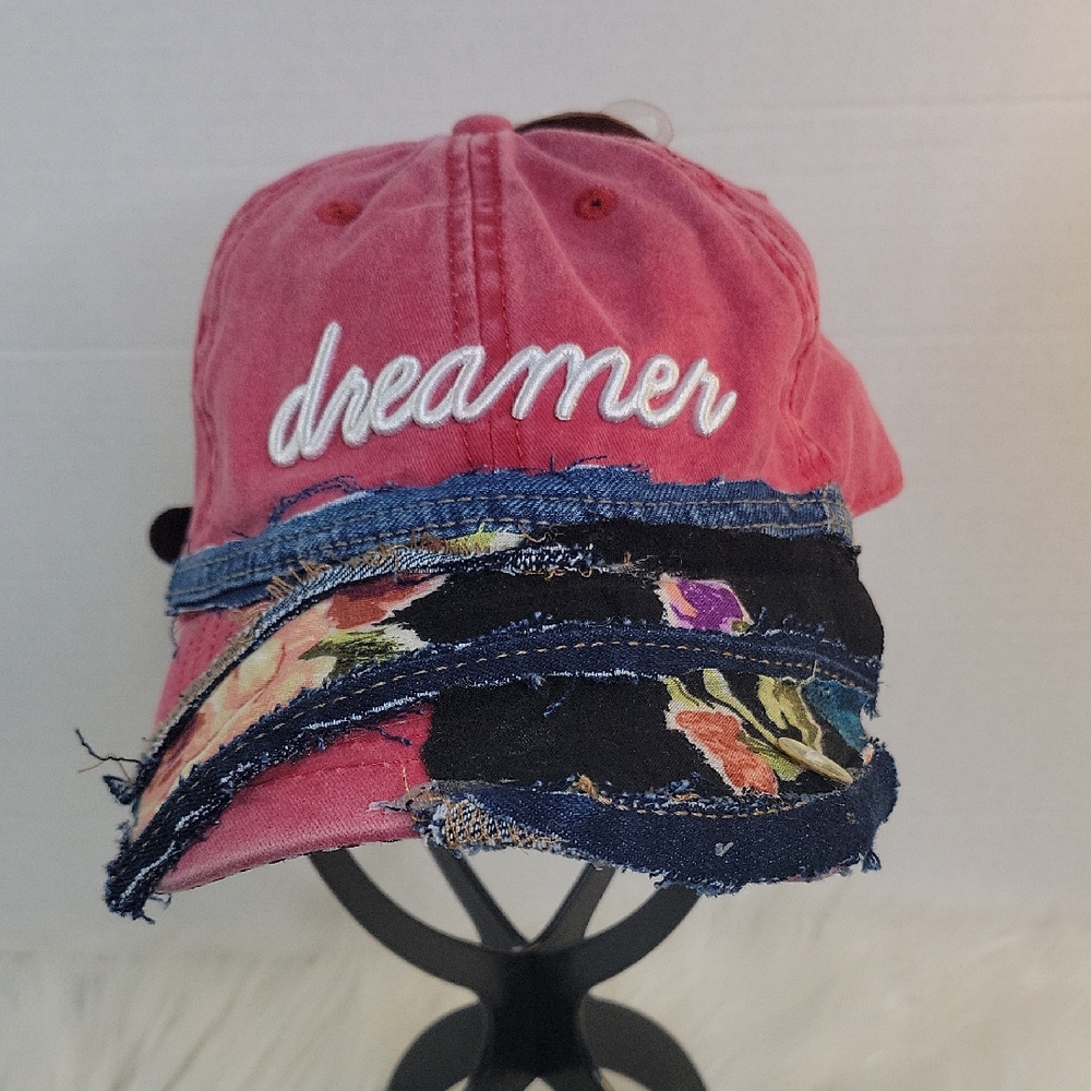 Infinity Headwear Women's Red/Black/White Floral Dreamer Trucker‎ Hat OS